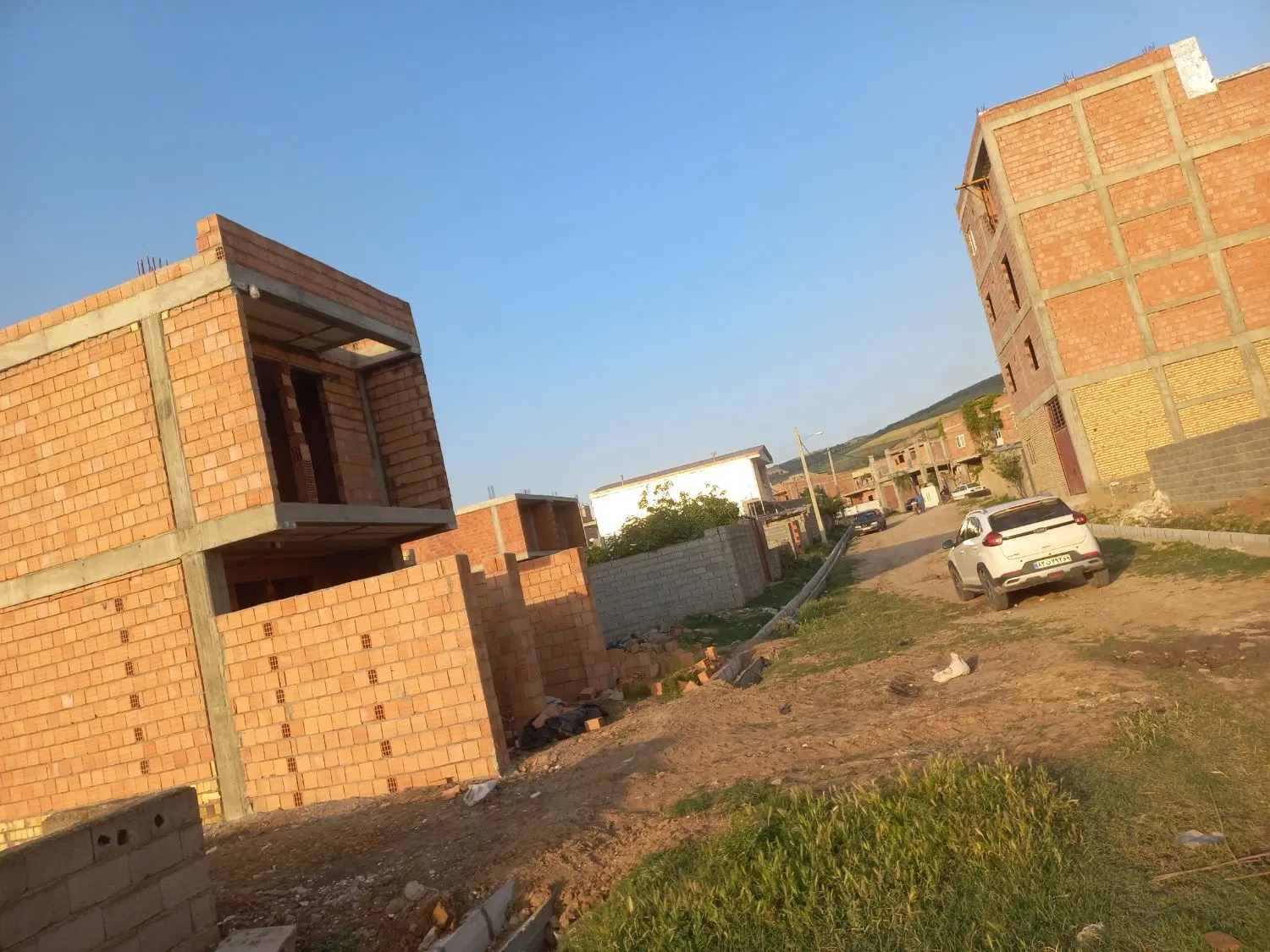 نمیه کاره دوبلکس ۱۲۰ متری