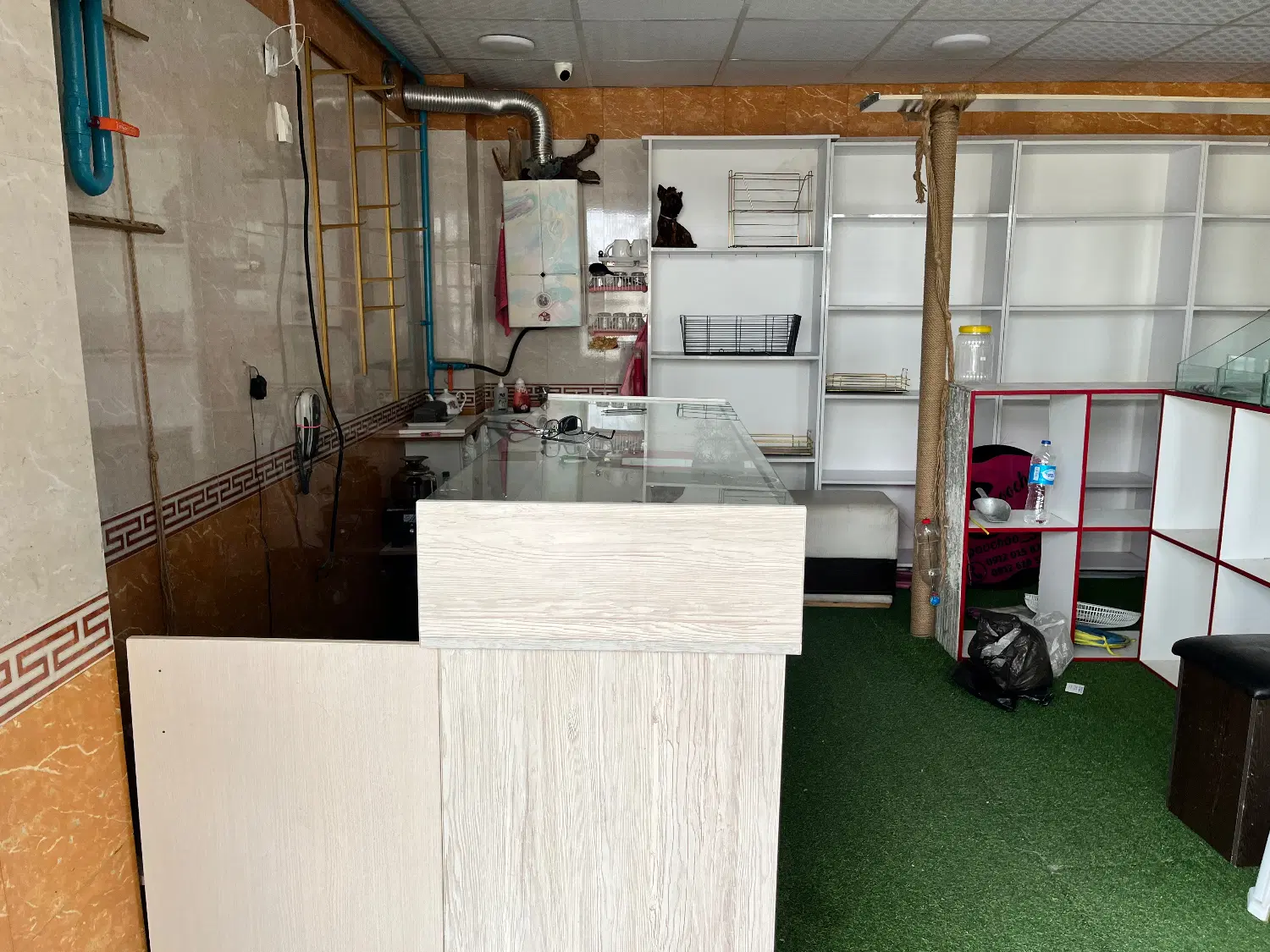 مغازه ۳۰متری سند تکبرگ با ملکیت واقع در بندر انزلی