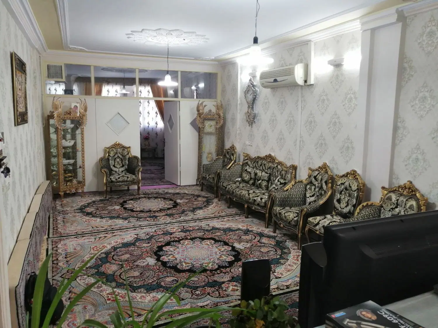 آپارتمان ۳ طبقه فروش فوری