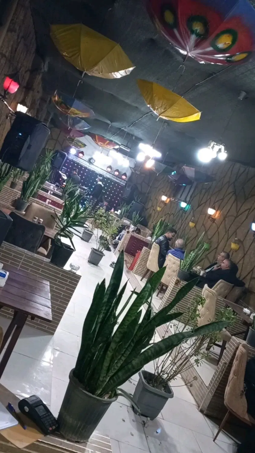 سفره خانه رستوران دوسلار