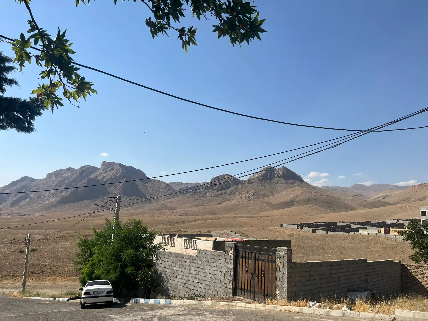 زمین هیو ۳۱۳ متری