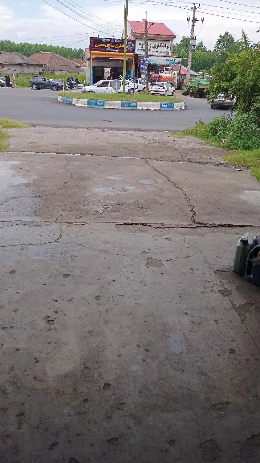 مغازه فروشی در جاده کسما