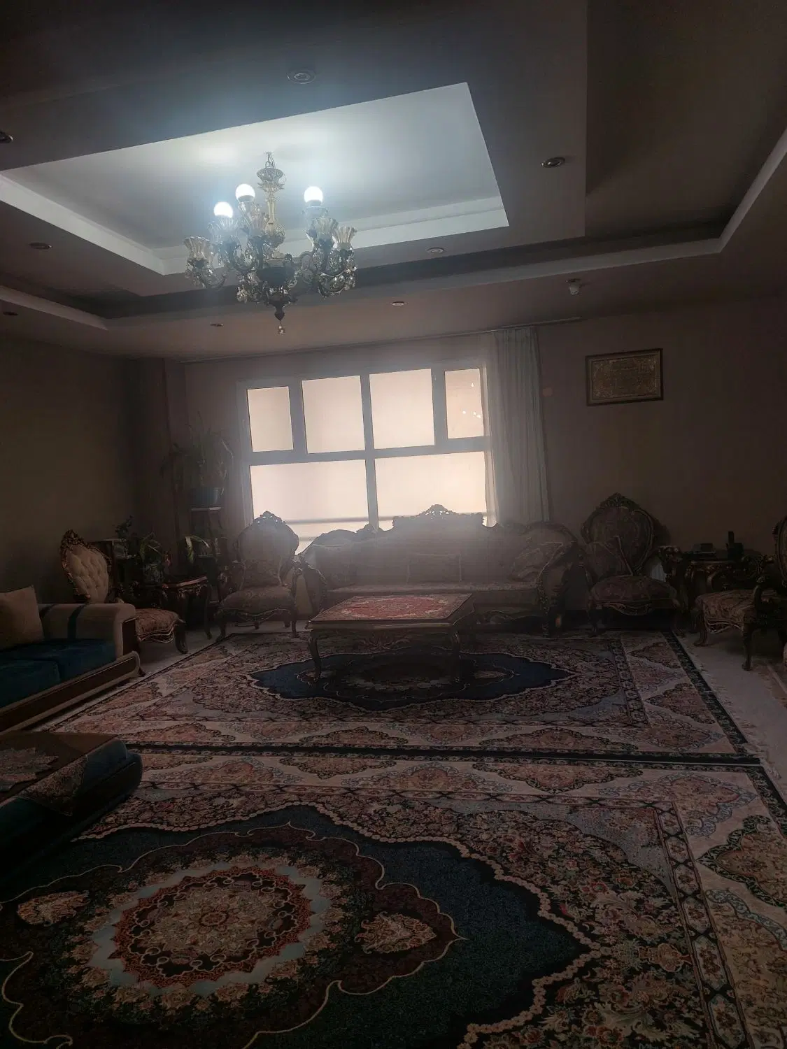فروش فوری واحد ۱۳۵متری فاز ۳گوهردشت. کاسبی