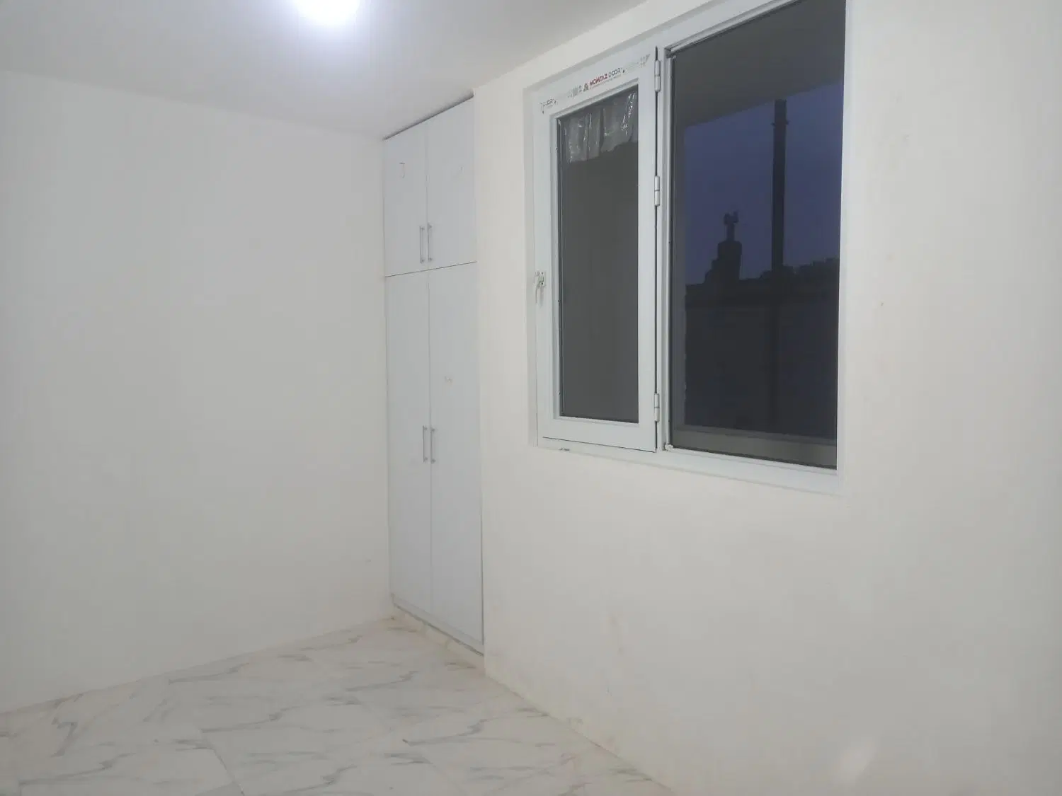 ۱۱۰متر زیربنا  پارکینگ آسانسور  طبقه دوم