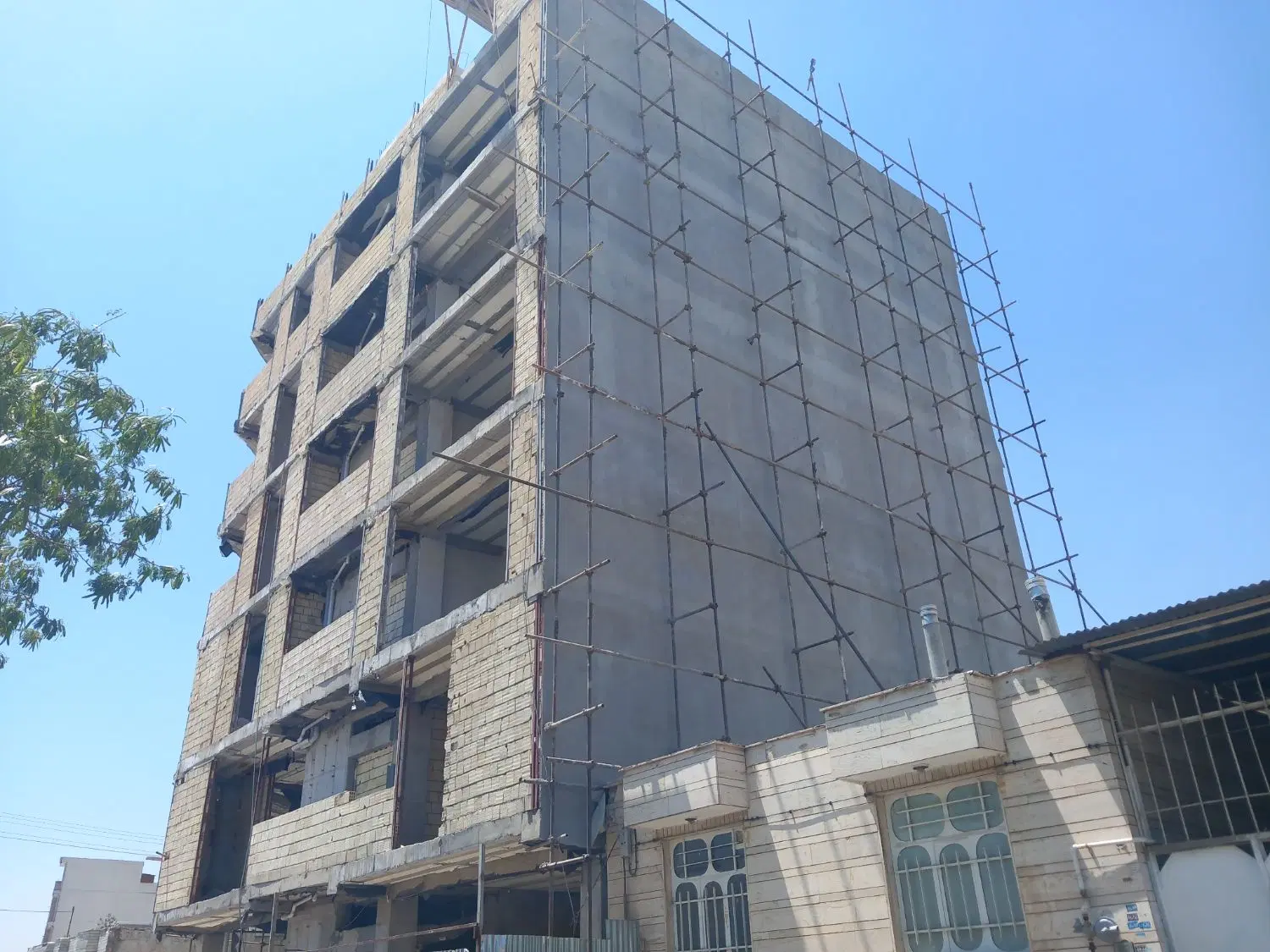 فروش آپارتمان دوخوابه خیابان قائم
