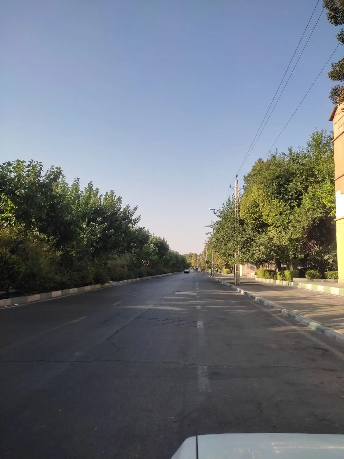 آپارتمان چهارصد دستگاه نازی آباد