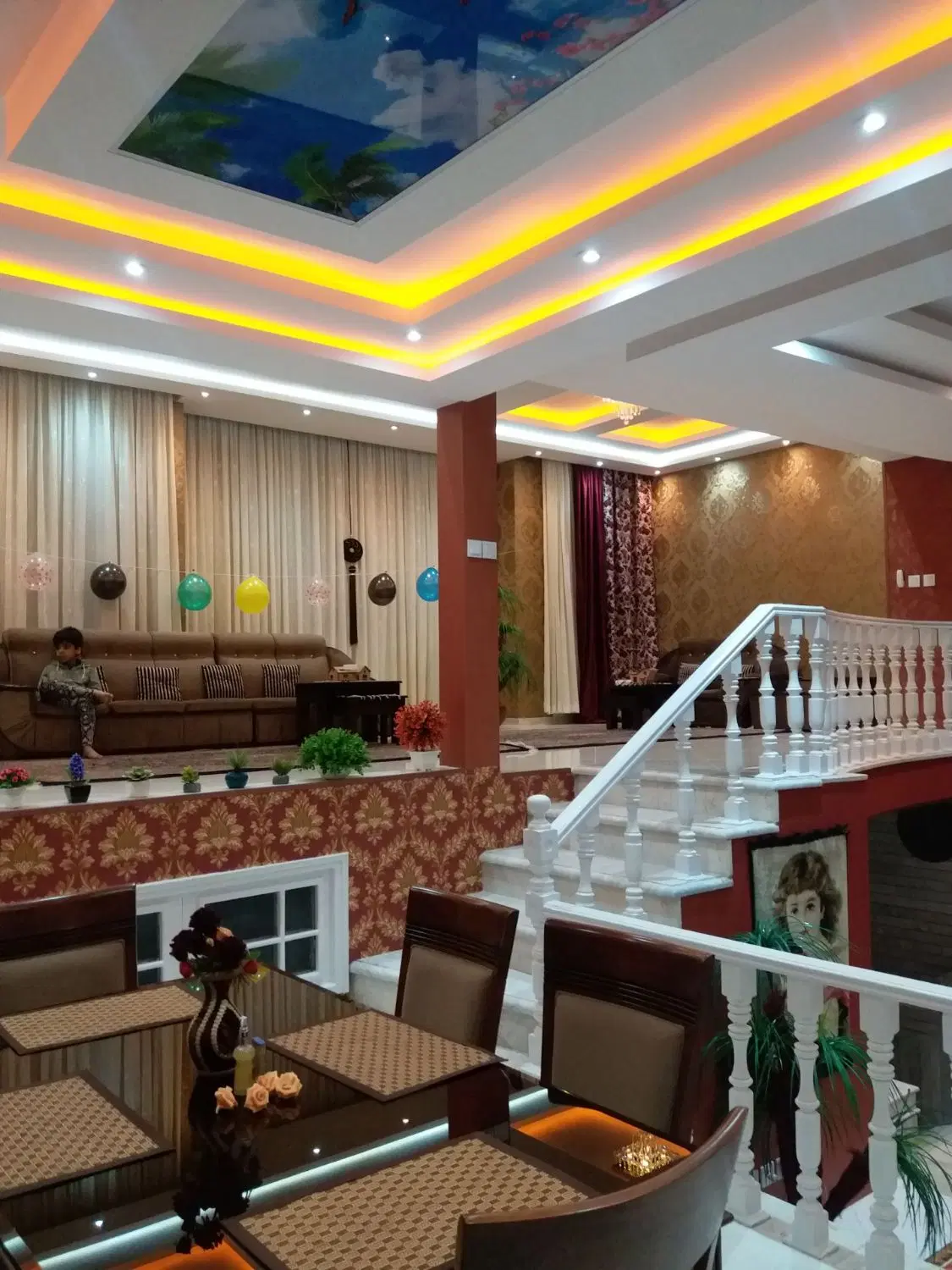 ویلایی ۳۰۰ متر شهرک بهداری