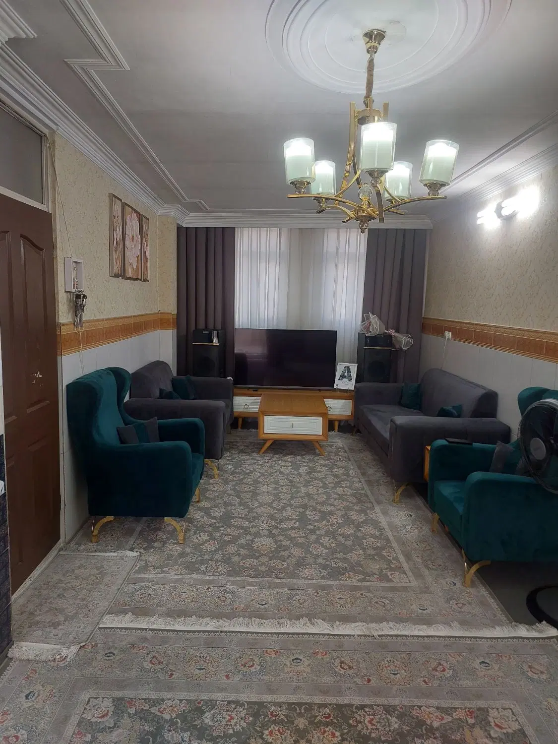فروش ۷۲متر ساختمان ۳ طبقه در قلعه میر