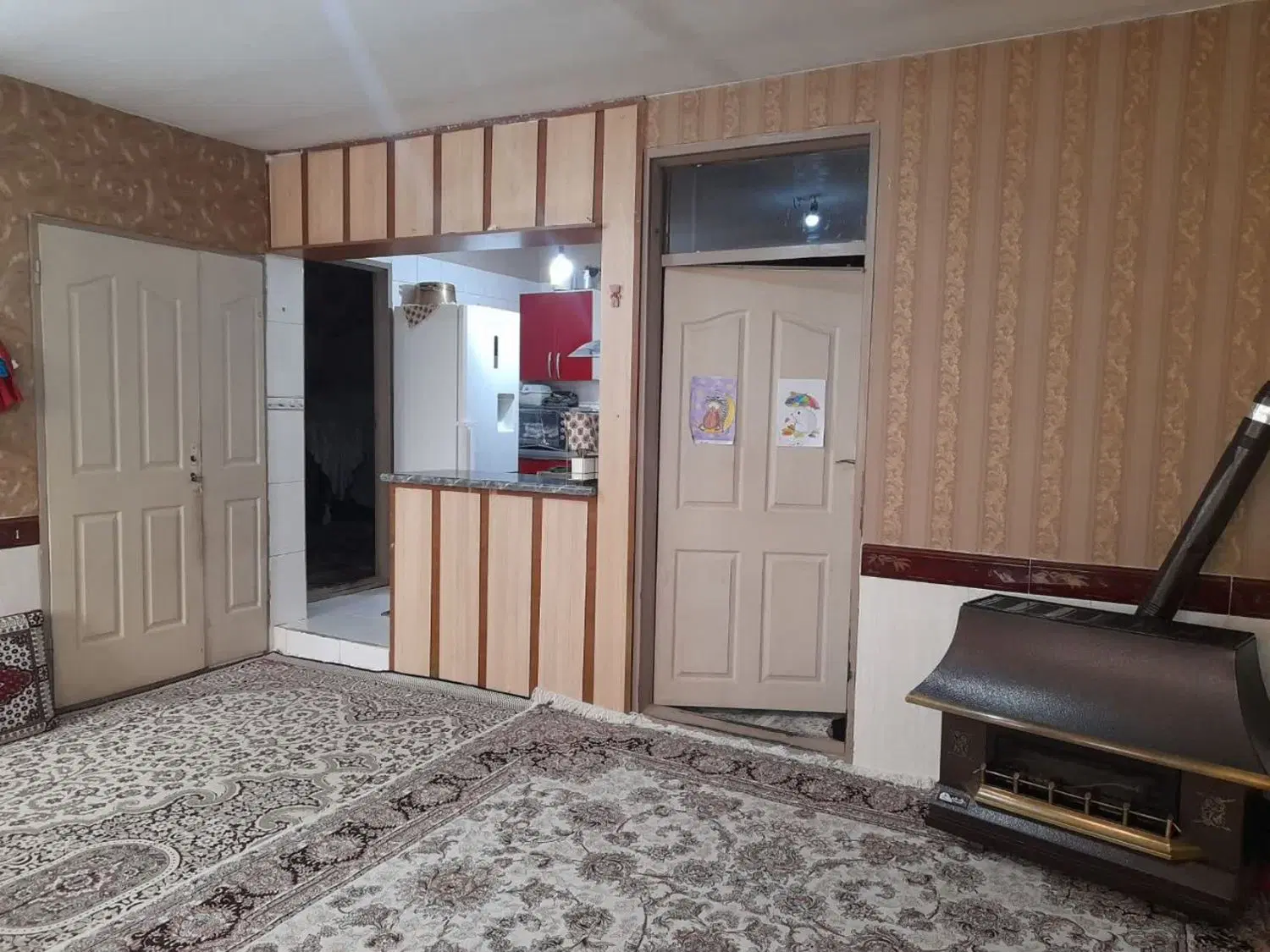 خانه دوطبقه بالای پیلوت