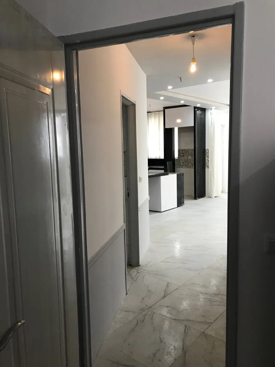 مسکونی ویلایی سه طبقه خیام ۳۶ طالبی ۱۱