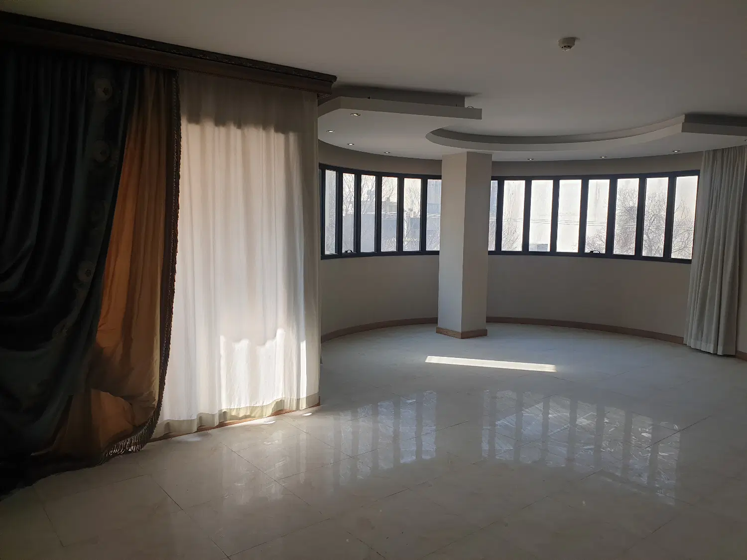 ۲۱۲ متر آپارتمان خیابان رشحه