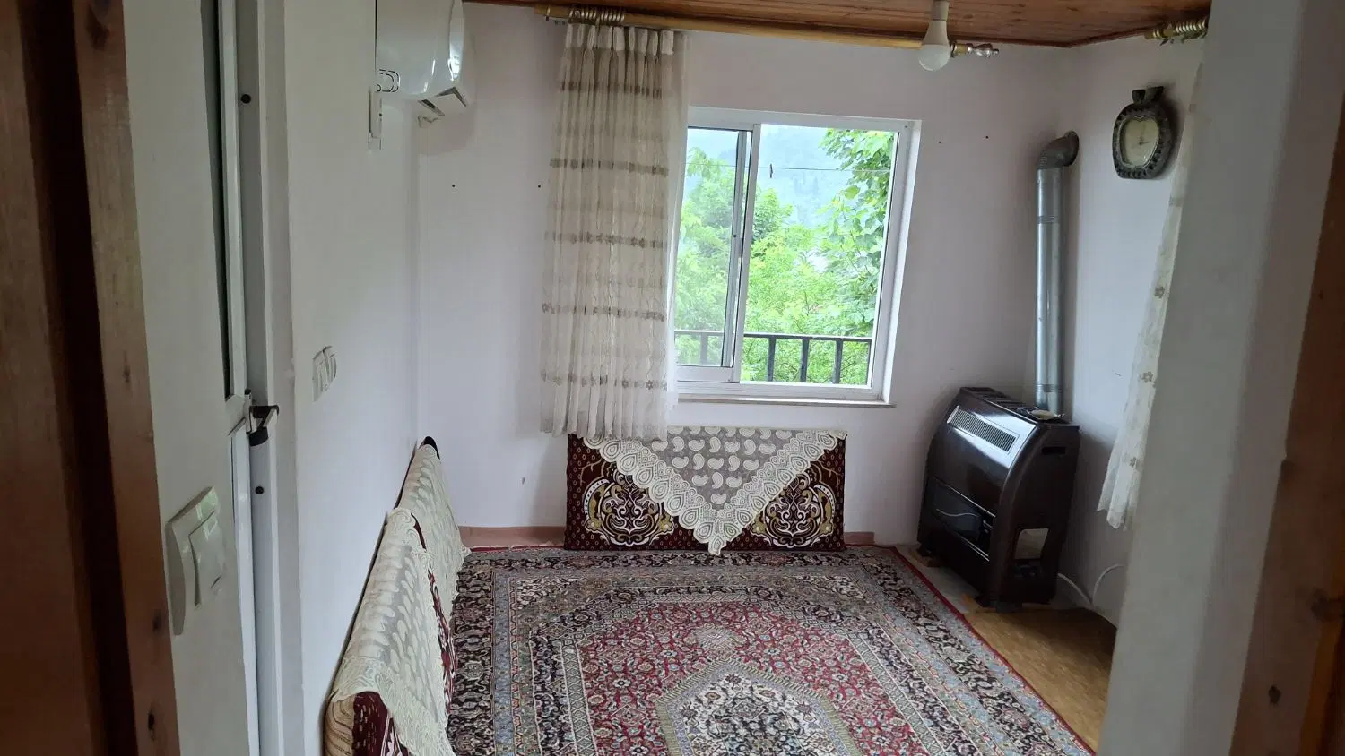 ویلادوخواب جنگلی
