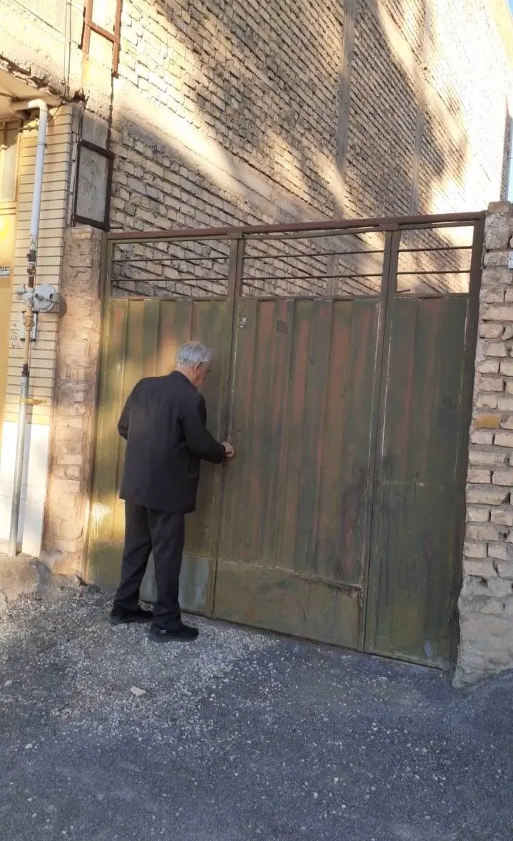زمین تجاری تیران طالقانی شمالی منطقه ۲