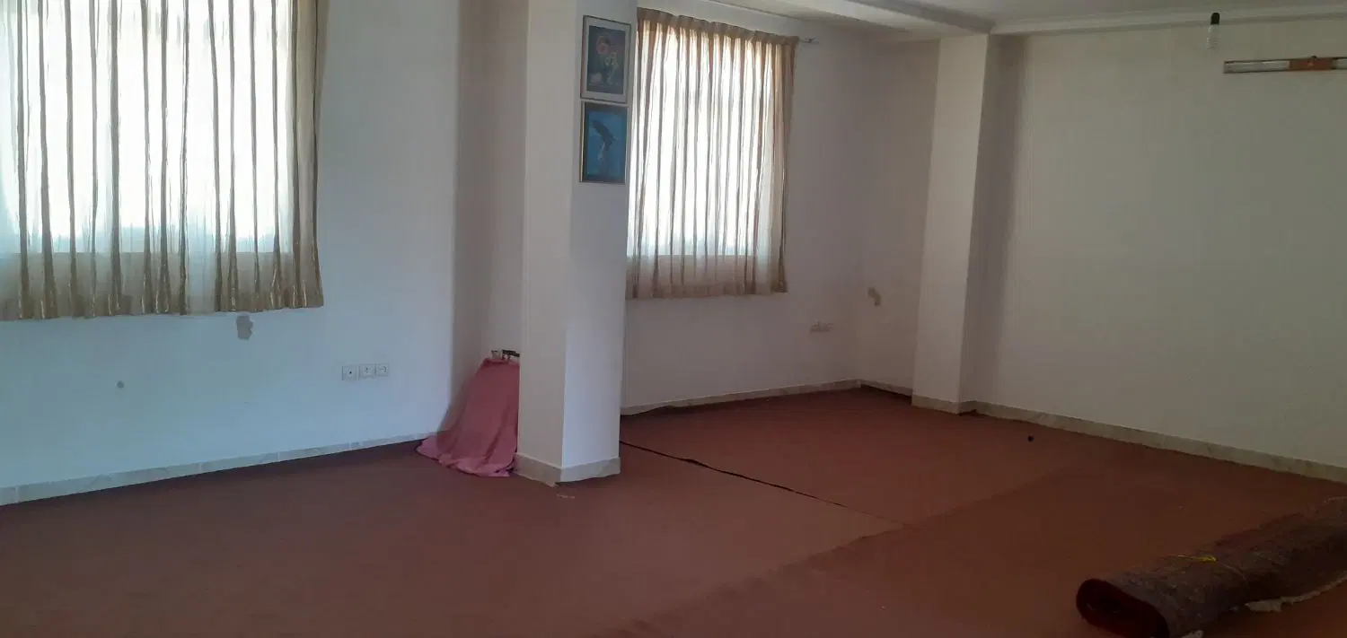 خانه اجاره ای در پایین کوه