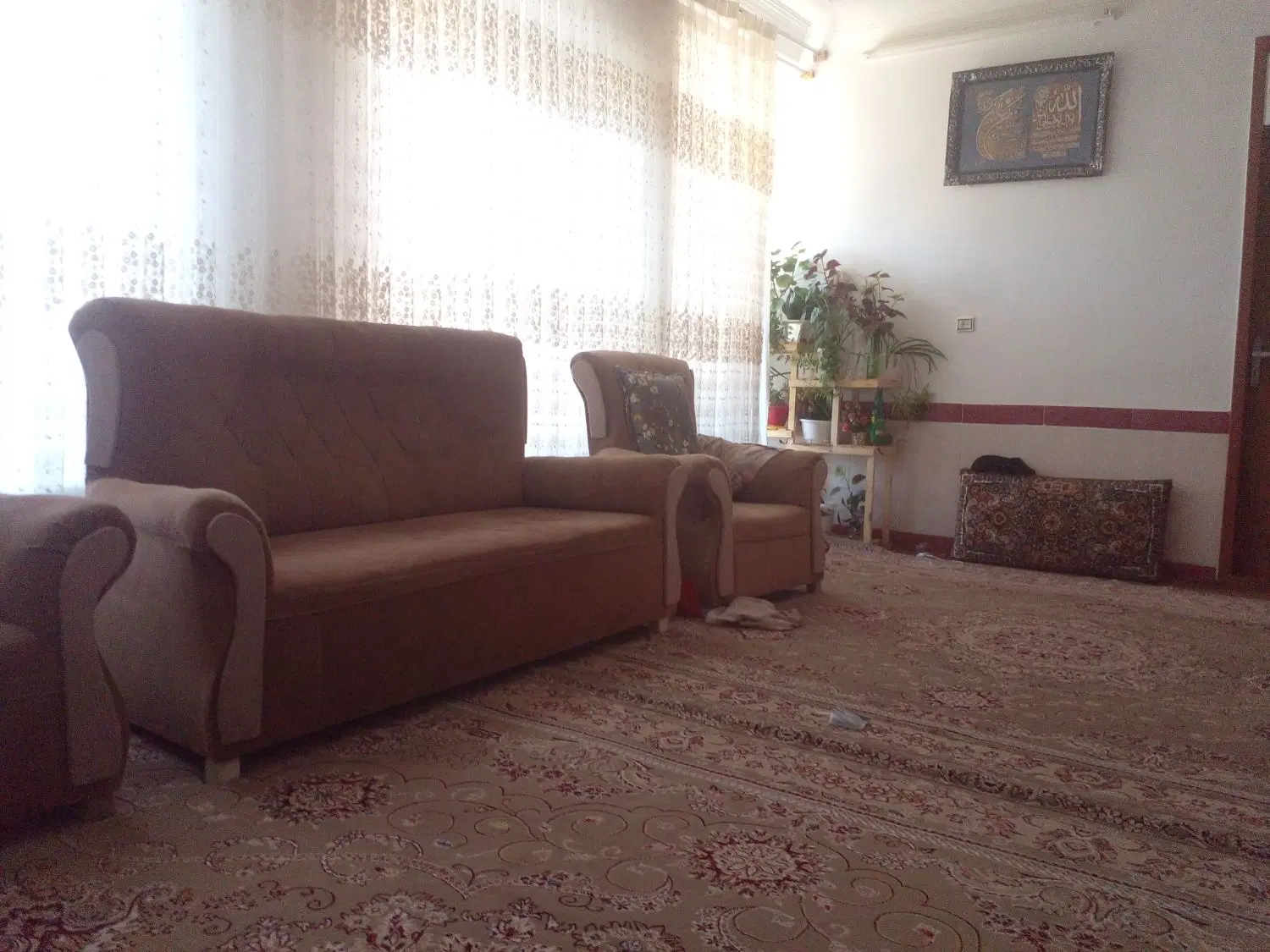 فروش یه باب منزل مسکونی واقع در شهر ریوش .