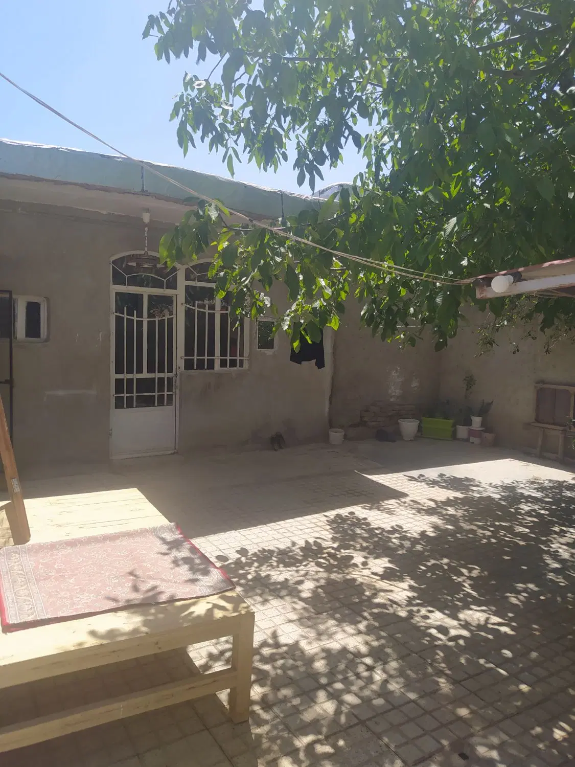 خونه ویلایی نورین .ابهر