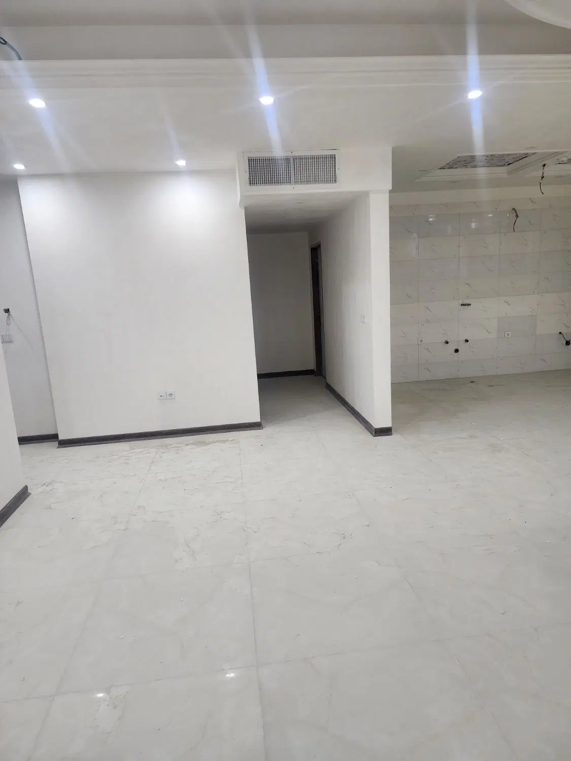 فروش واحد آپارتمان  یاخچی اباد