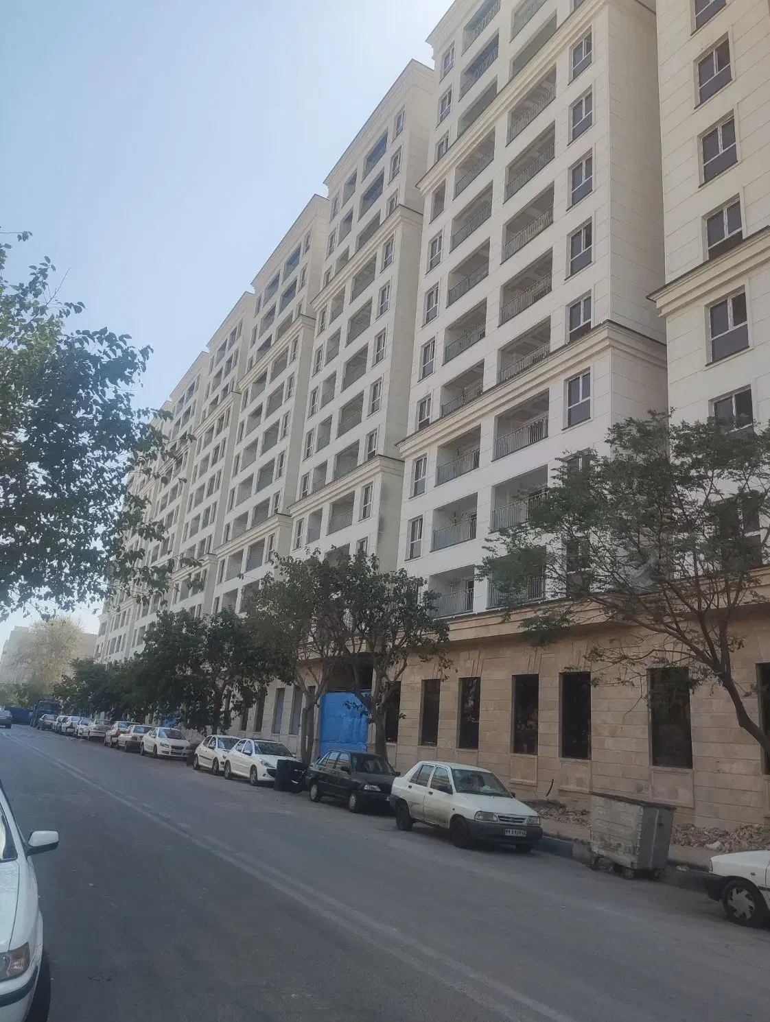 فروش سهام نگین پیروزی