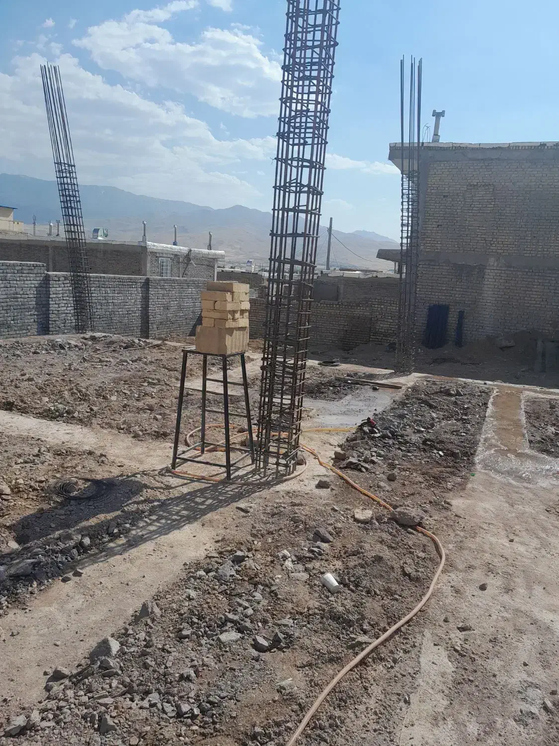 زمین مسکونی از ۲۰۰تا۷۰۰مترملاک سیدذاکر