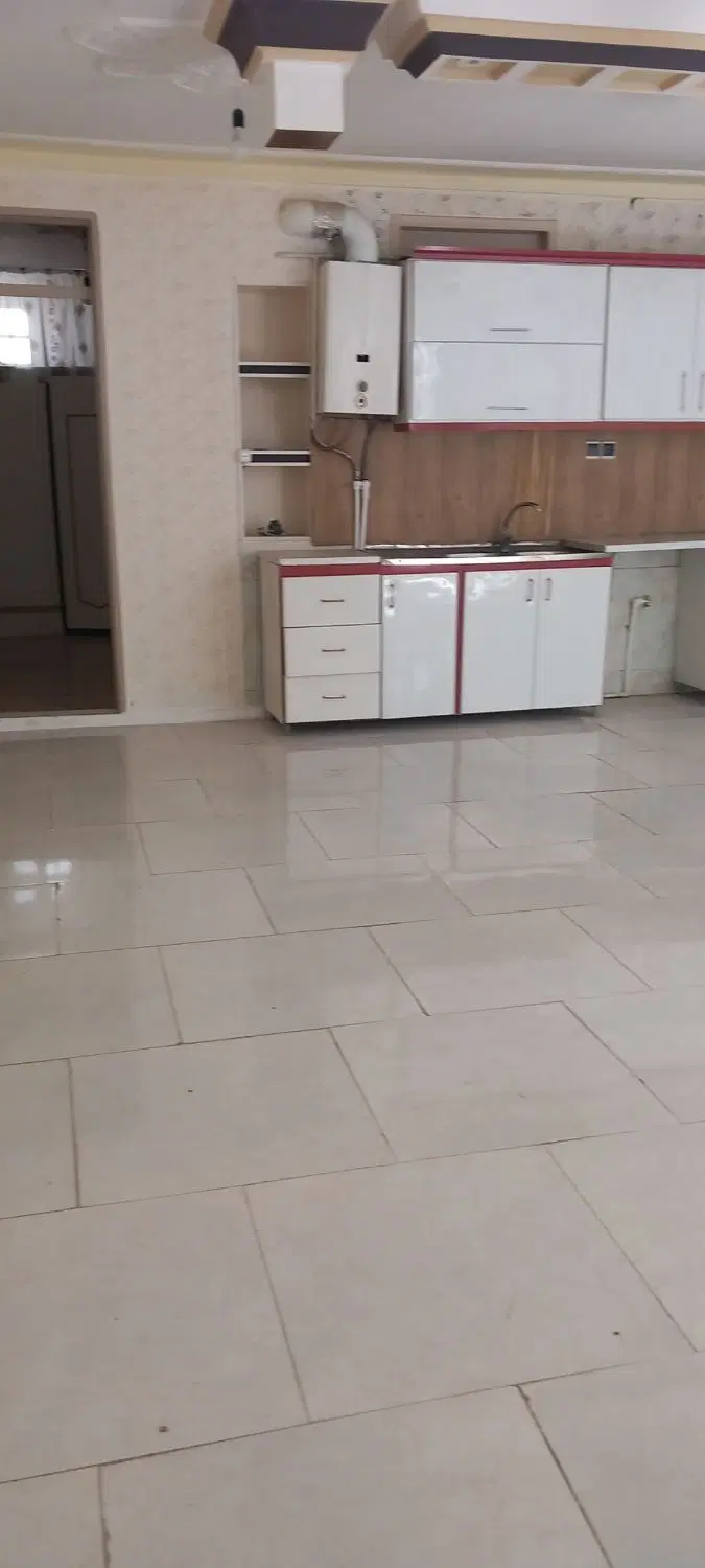 فروش آپارتمان طبقه همکف