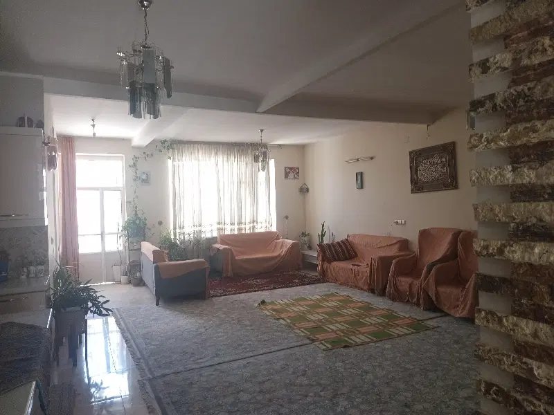 ویلا ۲۶۳ متری بر خیابان اصلی پدونک معاوضه