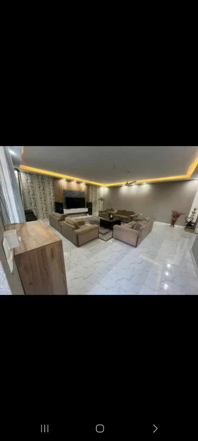 باغچه ویلای ۳۰۰متری سنقرآباد