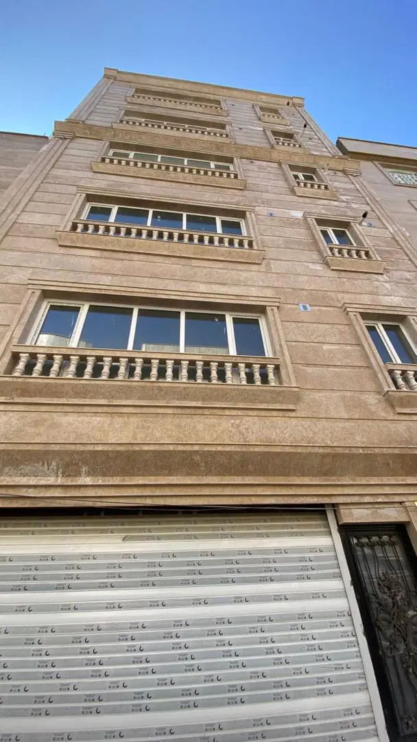 فروش واحد کارشناسان