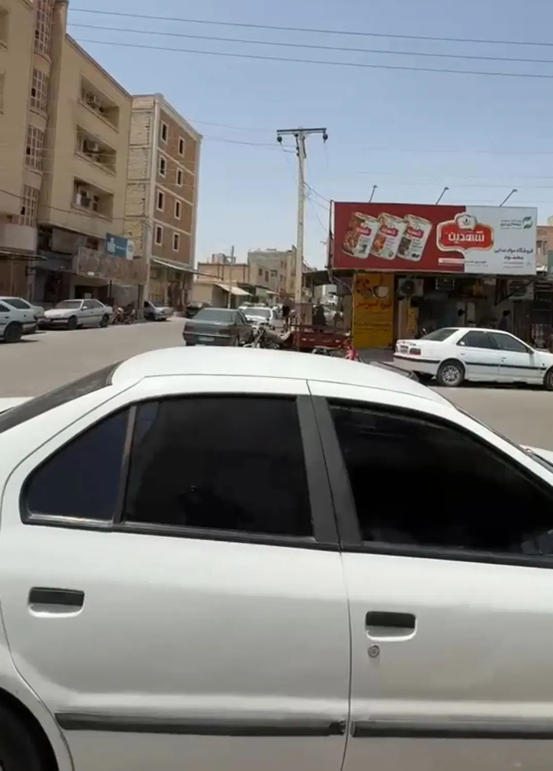 فروش مغازی تجاری در چهارراه حافظ و فارابی
