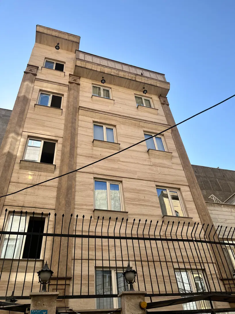 آپارتمان ۵۴ متری تک خواب نازی آباد