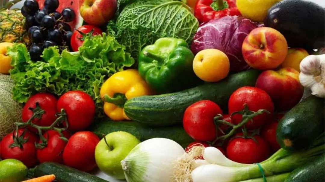 شریک میوه فروشی