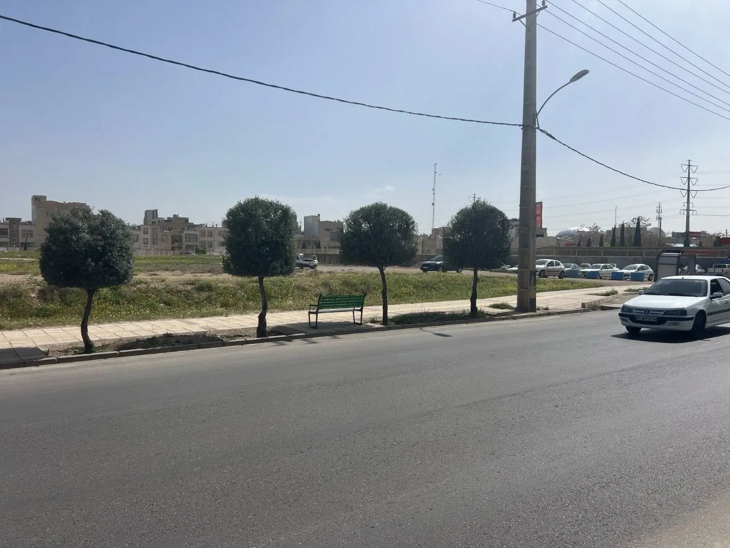 فروش زمین تجاری مسکونی بر بلوار طلائیه