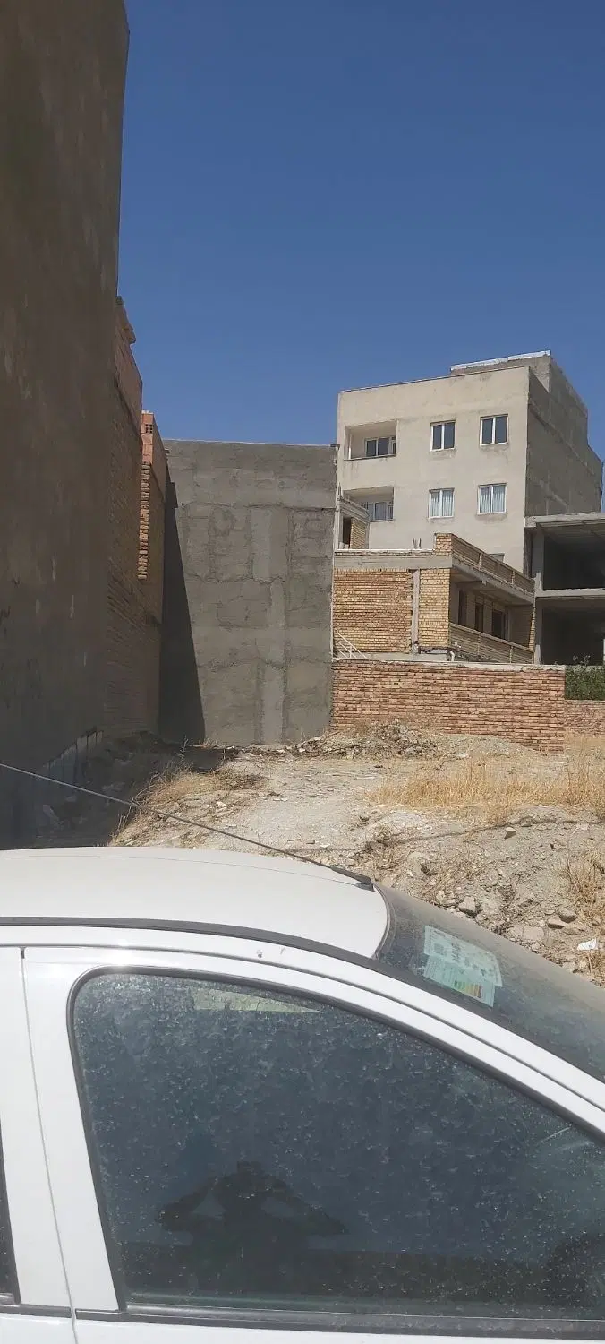 زمین مسکونی