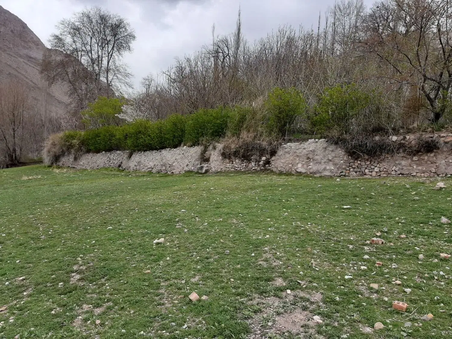 باغ ویلا در بهترین روستای.زرند.