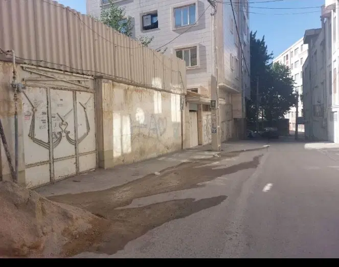 خانه ویلایی مناسب ساخت و ساز خیابان خیام