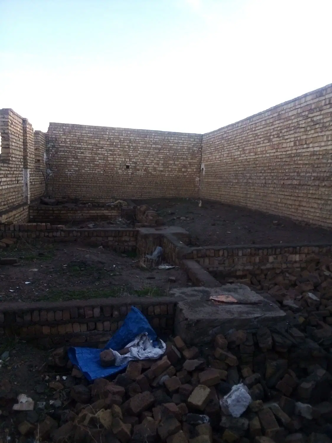 زمین مسکونی