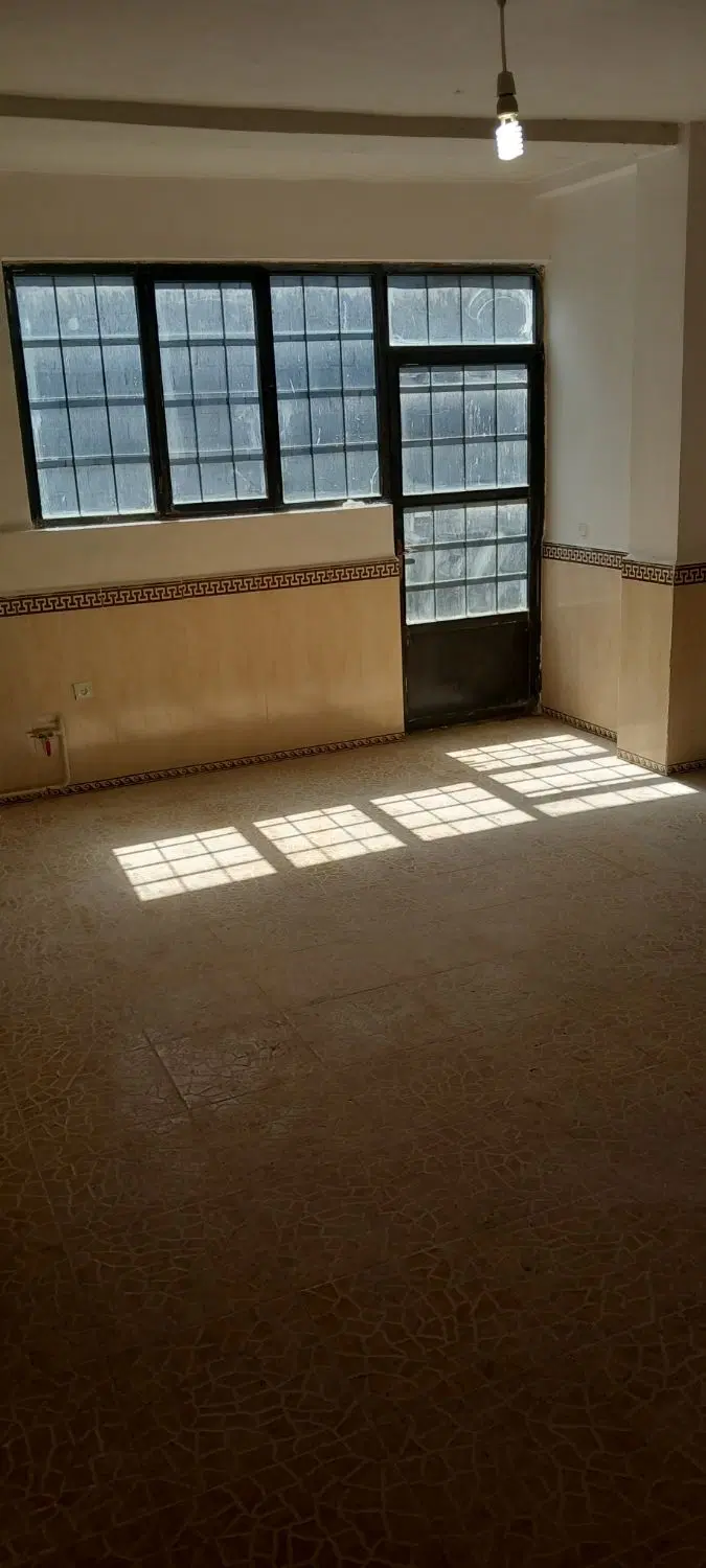 فروش خانه مسکونی نو ساخت ۱۲۰ متری