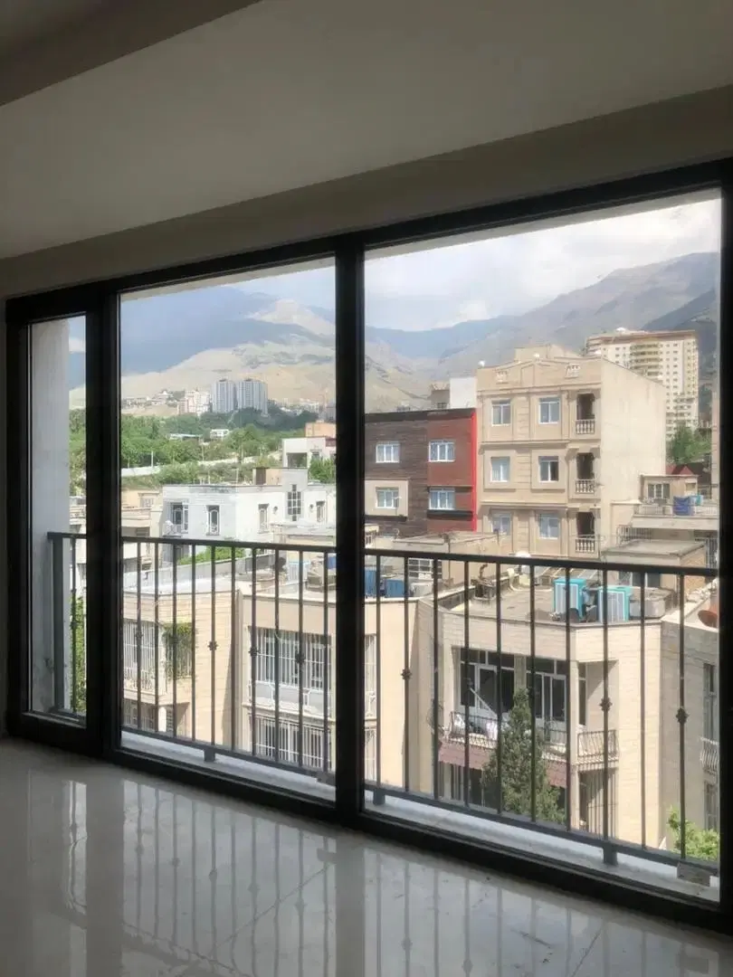 207 متری 10 متر بر شمالی 3 تا رو  پیلوت