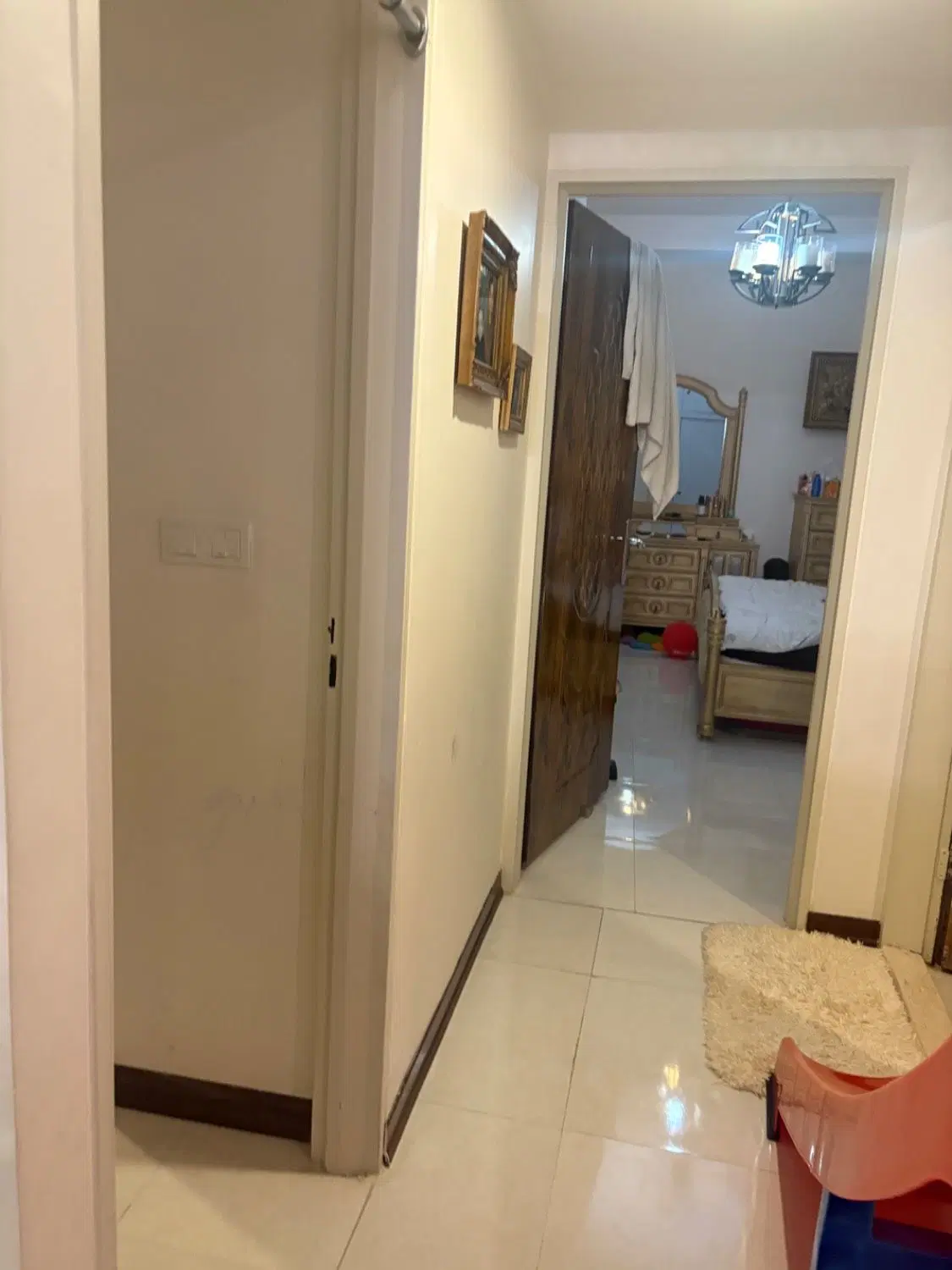 واحد 110 متری روب نما سند دار
