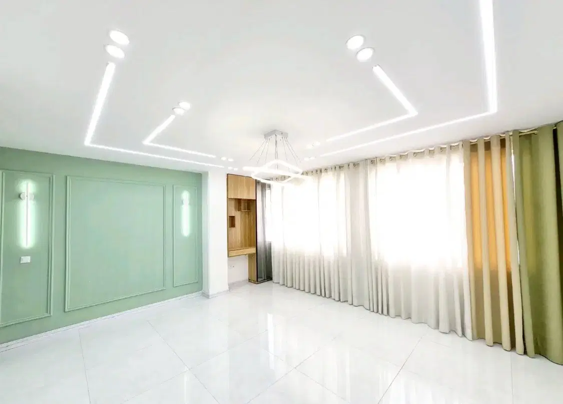 ۵۰متر سالن پرده خور تک خواب نورگیر پا کینگ اختصاصی
