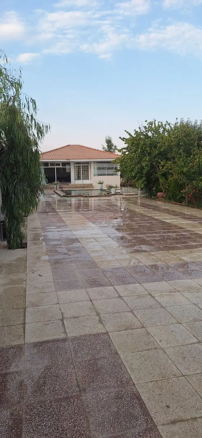 باغ۱۰۰۰متر با تبرئه وسرسبز