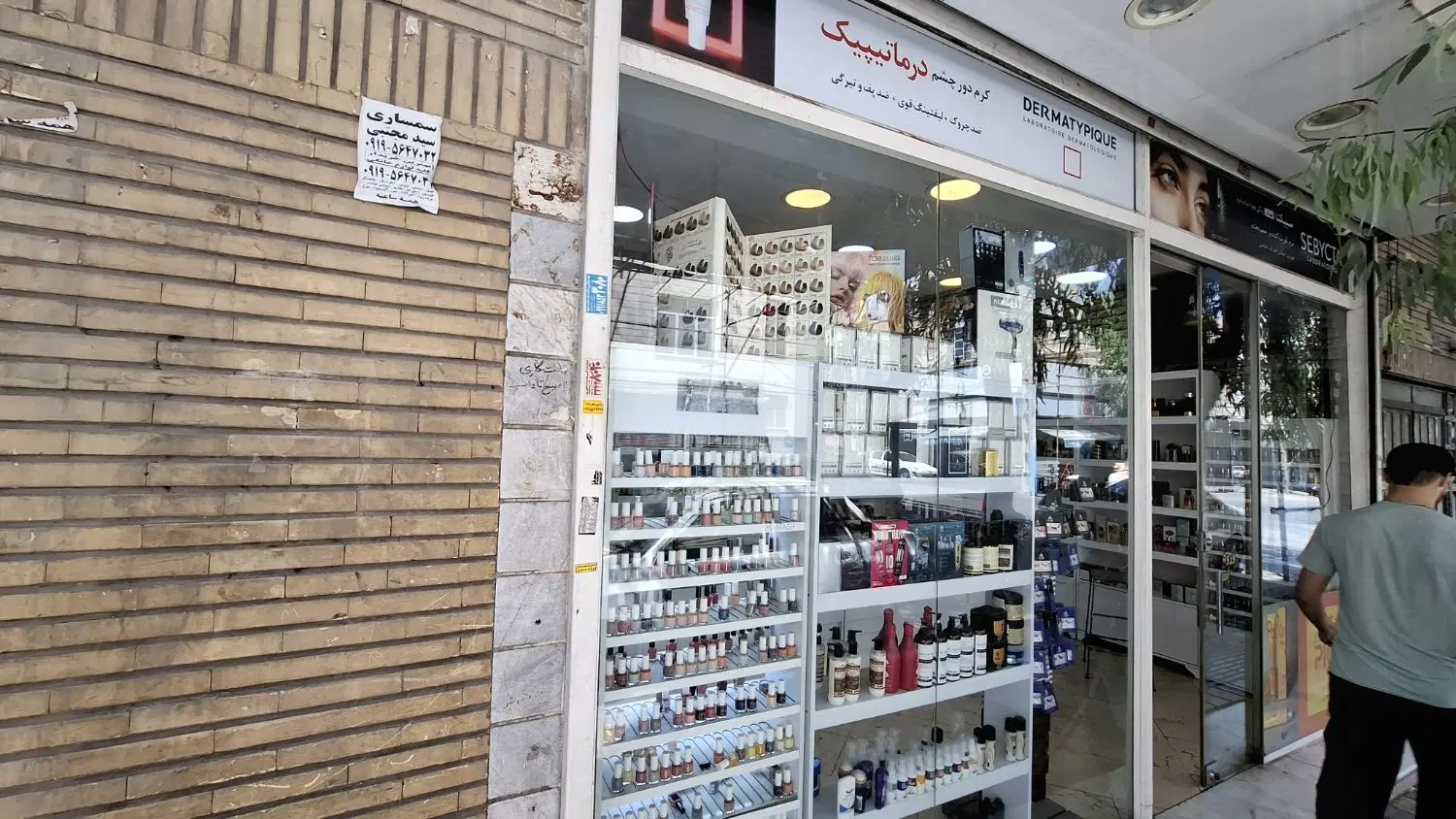 خانه ویلایی ۱۶۰ متری سر نبش