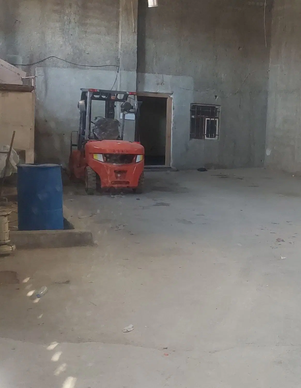 سوله اجاره .برق ۳ فاز ۲۵ آمپر.گاز و آب شهری
