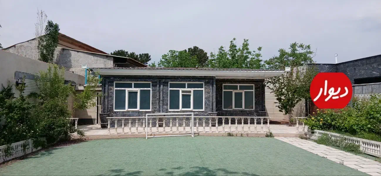 ۱۴۰ متر زمین مسکونی با مجوز ساخت تجاری و مسکونی