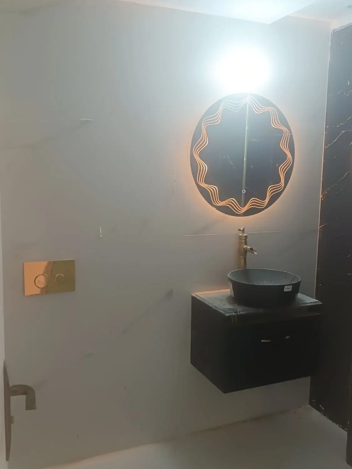 فلکه برق_ خیابان بهار ۲۱۰ متر