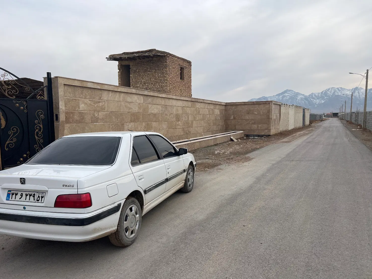 باغ ۱۳۰۰سند وتمام مجوزها روستای روران