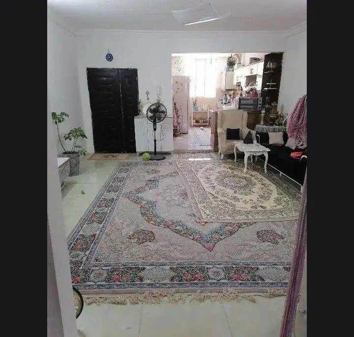 خانه آپارتمانی طبقه دوم ۸۵ متری