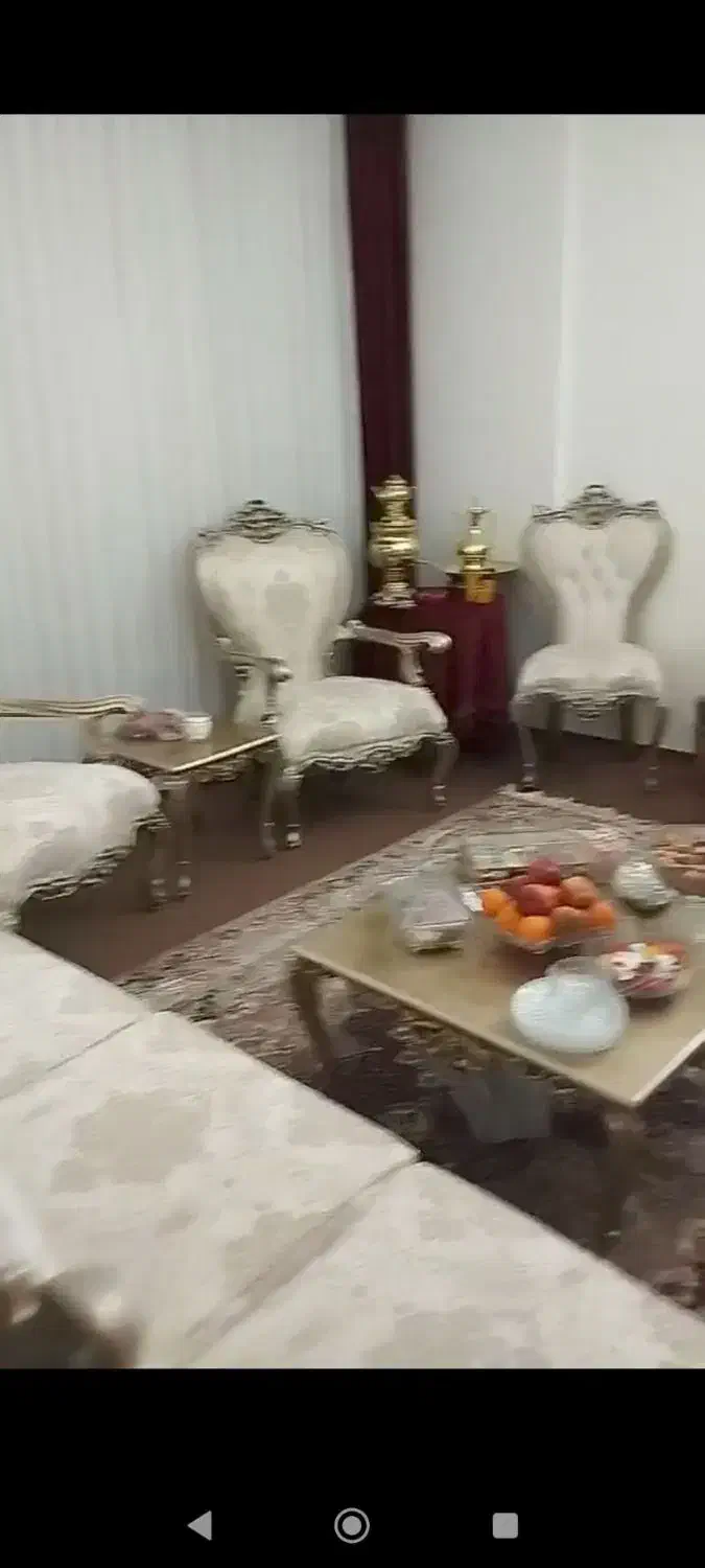 فروشی شهرک ولیعصر