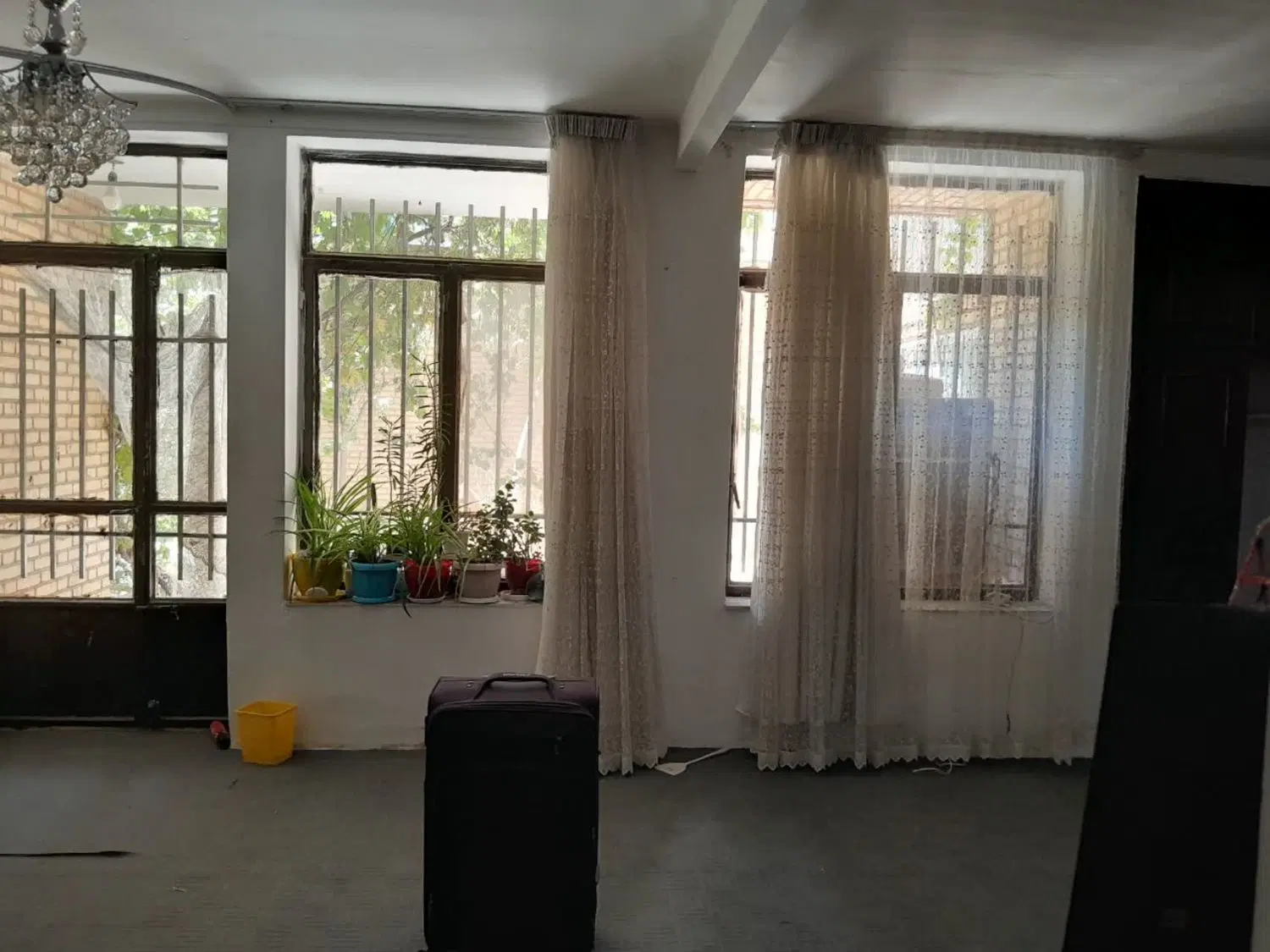 خانه ویلایی ۱۰۰ متری با ۵۰ متر حیاط اختصاصی