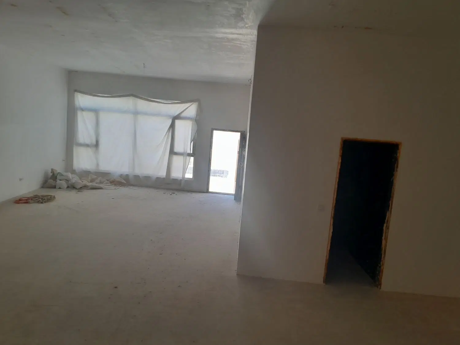 دماونددو دستگاه ویلا ۲۵۰ متری به همراه ۲۸۰ متر بنا