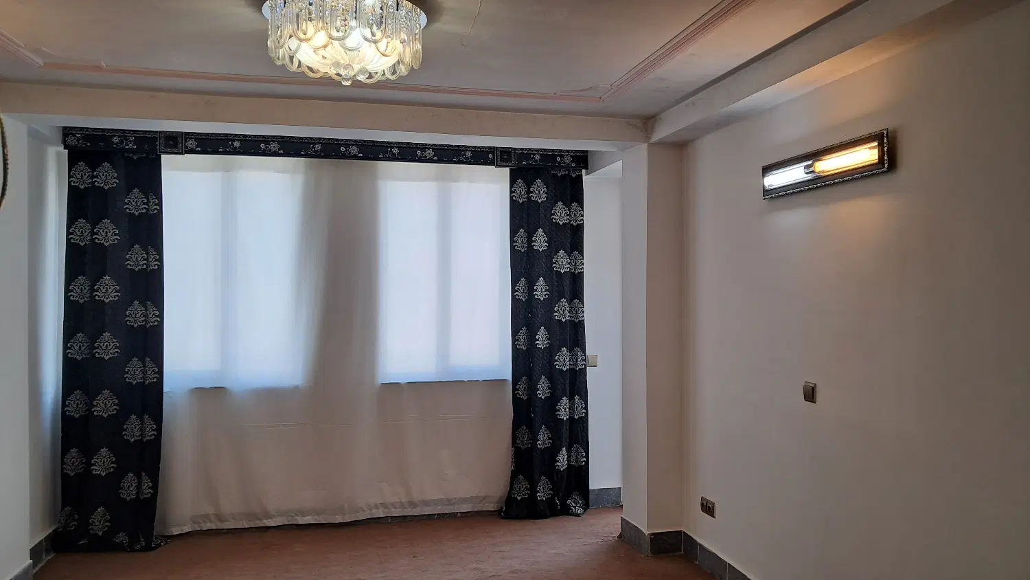 اجاره یک باب آپارتمان مسکونی در خیابان اصلی فلسطین